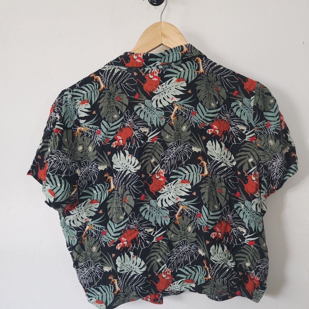 Disney Lion King Hakuna Matata Her Universe Medium Button Down Top Polo Short - Picture 2 of 5